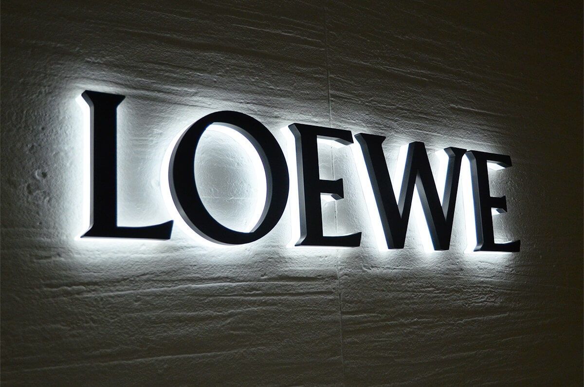 LED backlit lobby signs